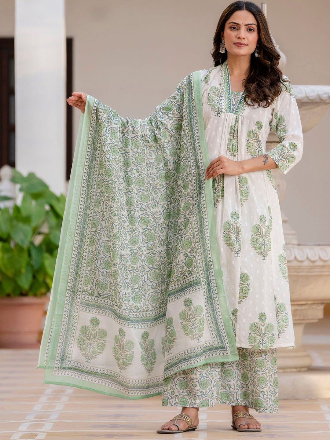 DIVASTRI Floral Printed V-Neck Pure Cotton A-Line Kurta & Palazzo With Dupatta