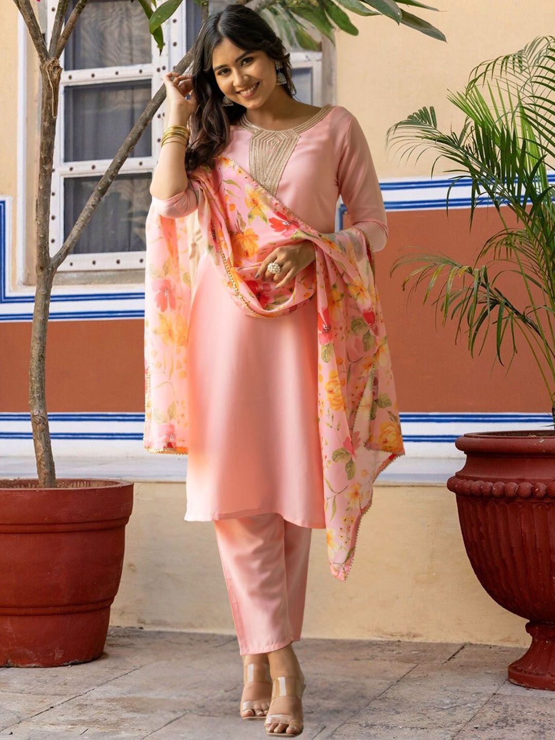 Navlik Floral Embroidered Straight Thread Work Kurta With Trousers And Dupatta