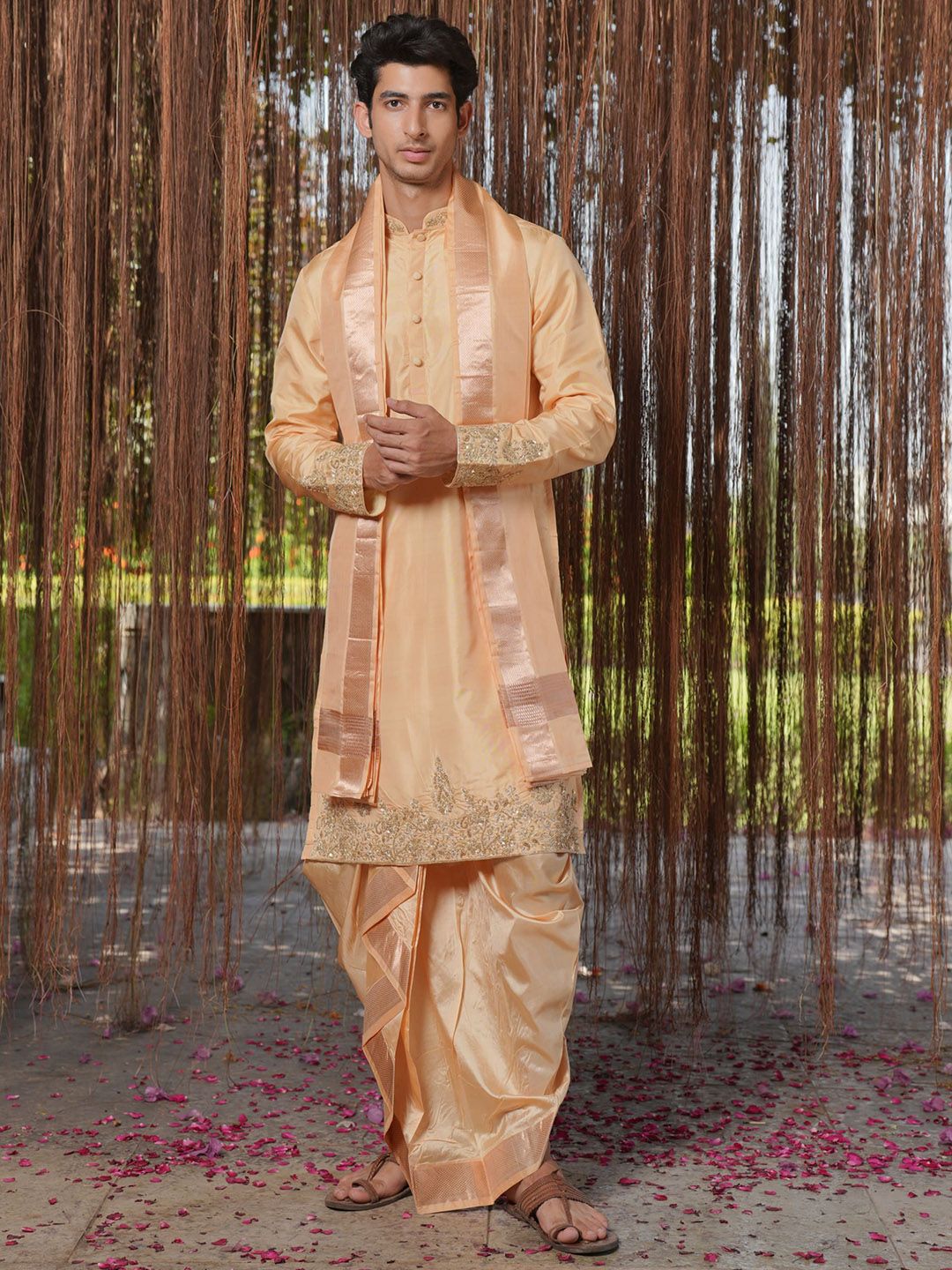 HILO DESIGN Men Ethnic Motifs Embroidered Silk Kurta with Dhoti Pant & Dupatta-picture-18