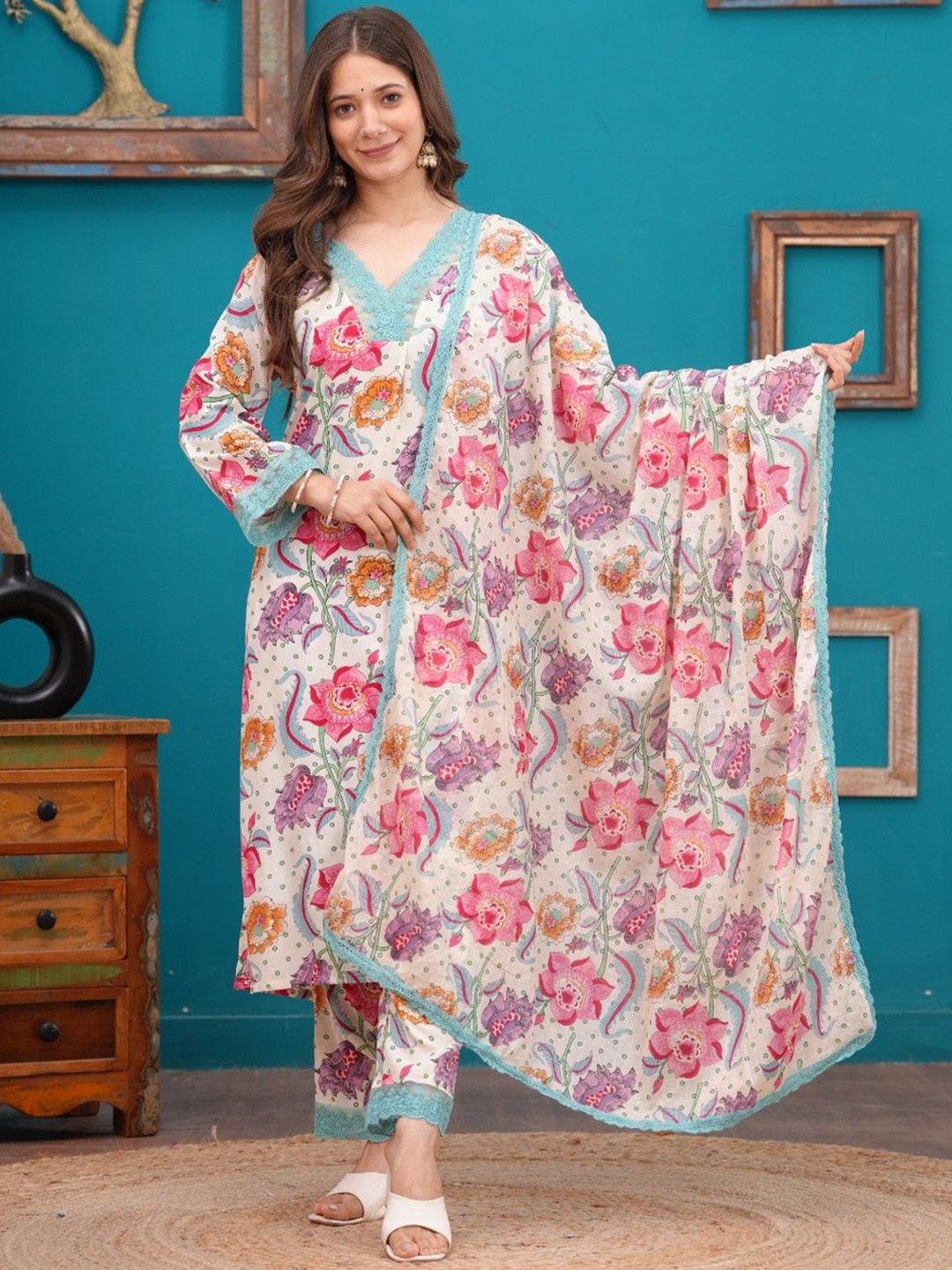 Dholiwal Fashion Women Floral Printed Kurta with Trousers & Dupatta