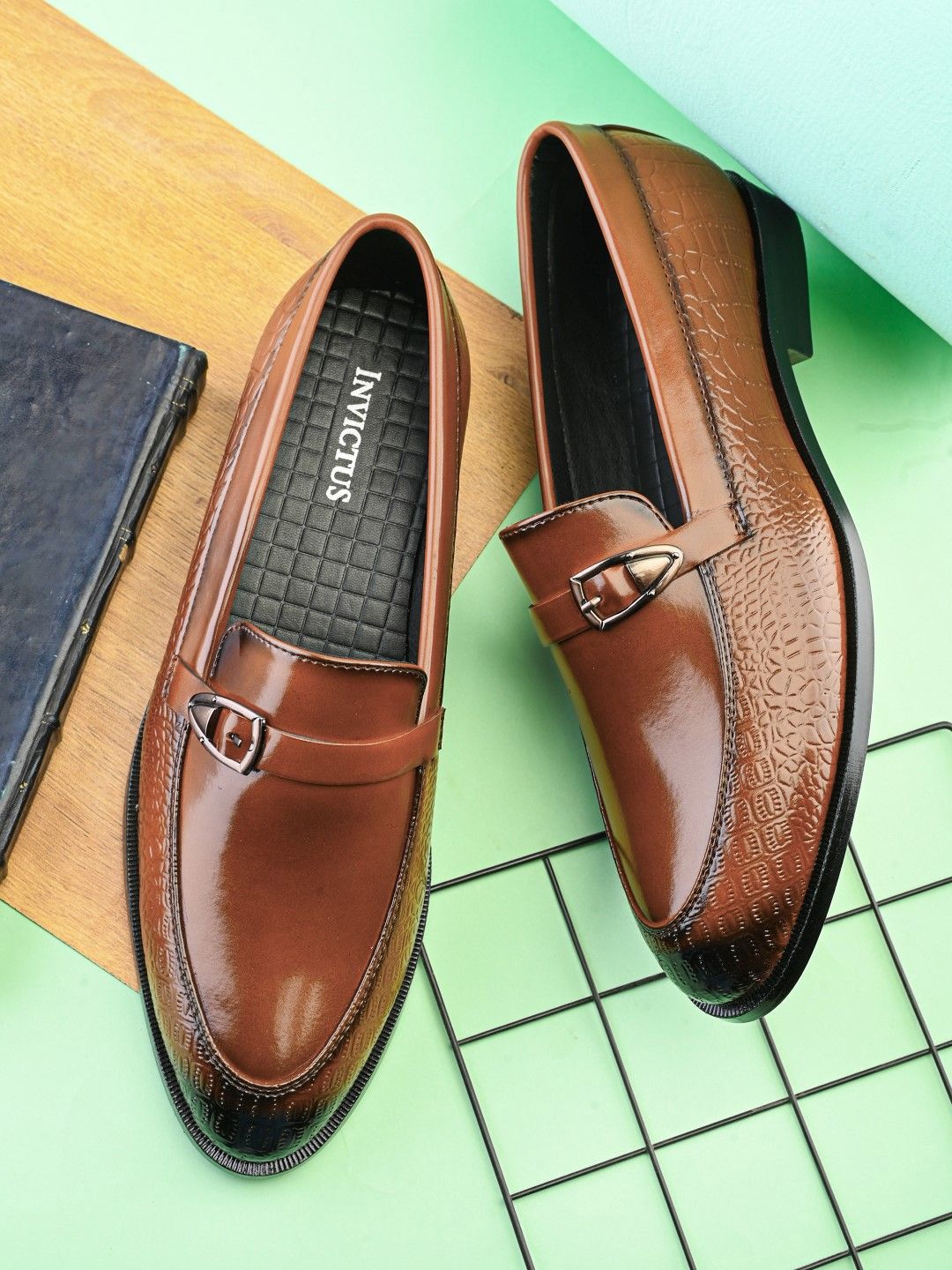 INVICTUS Men Textured Formal Slip-On Loafers-image-32