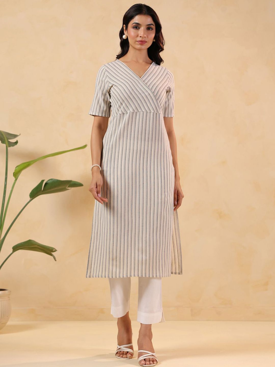 Janasya Women Striped Daily Cotton Straight Kurta-picture-28