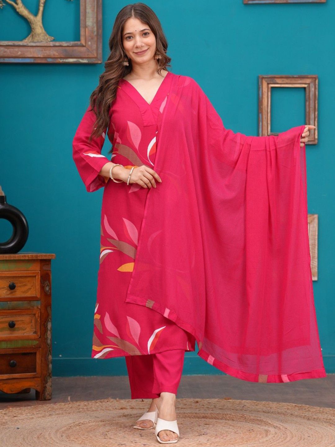 Dholiwal Fashion Women Floral Printed Kurta with Trousers & Dupatta