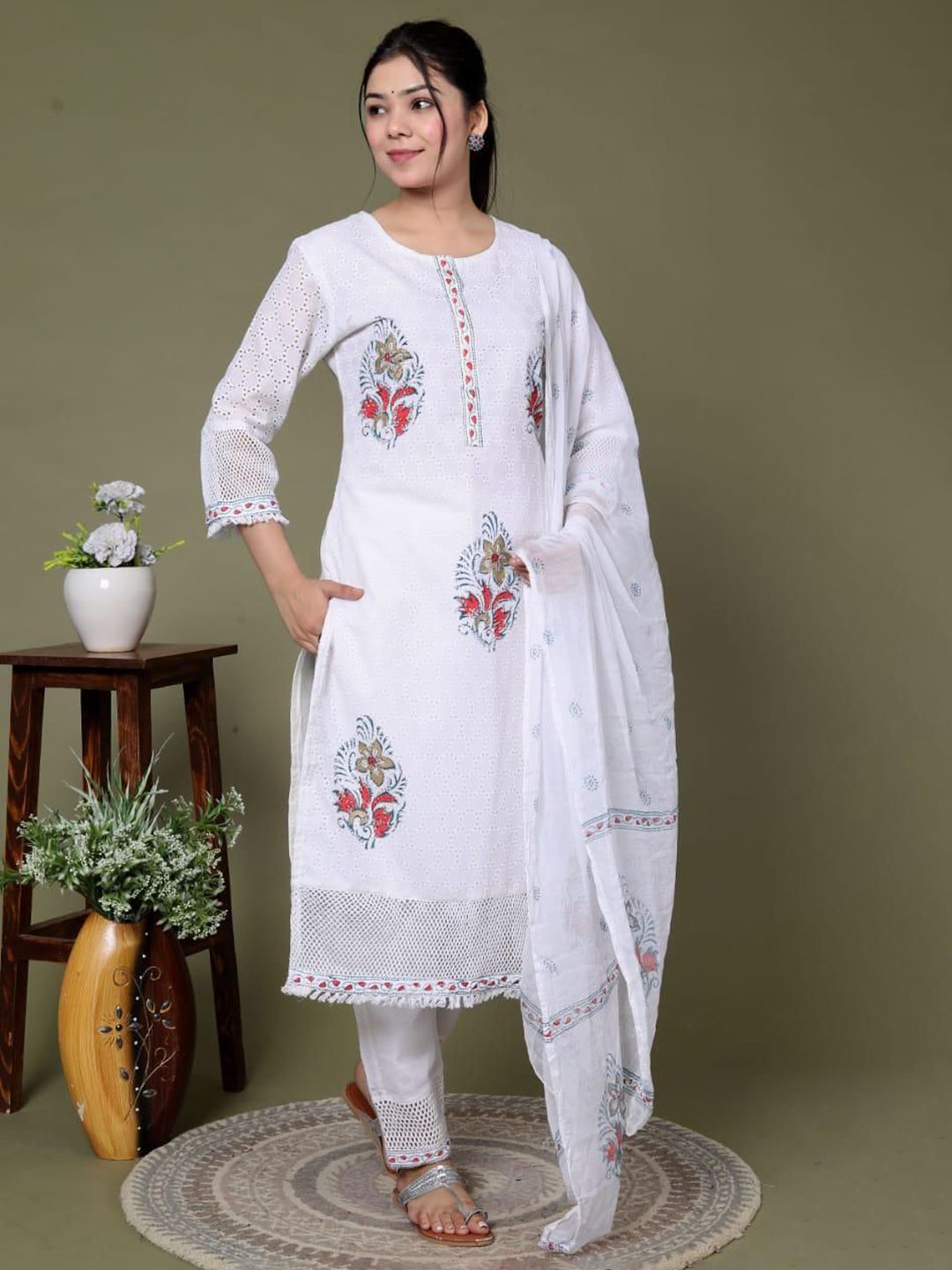MF Hayat Women Floral Block Printed Pure Cotton Schiffli Kurti with Pyjamas & Dupatta