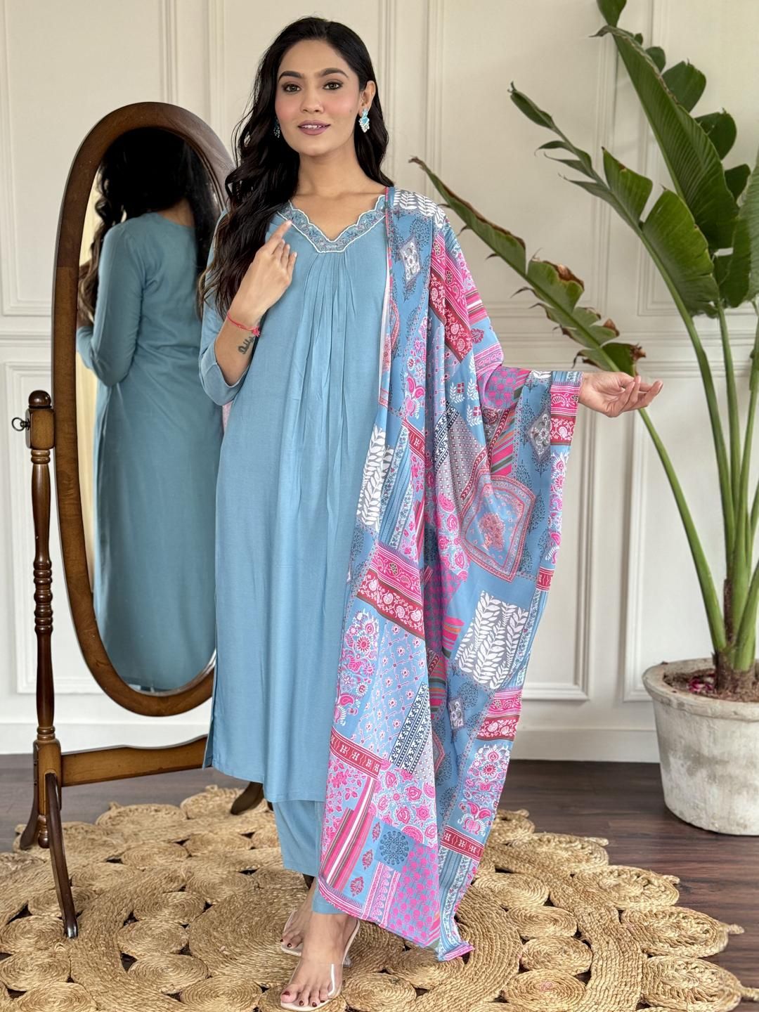 URMIR FASHION Blue Viscose Rayon Kurta Sets