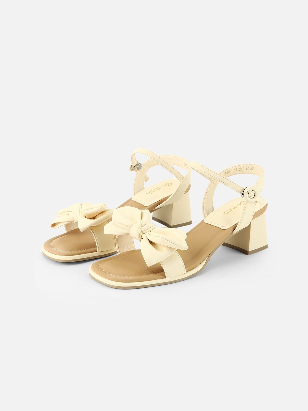 Beatnik Wedge Pumps with Bows-picture-6