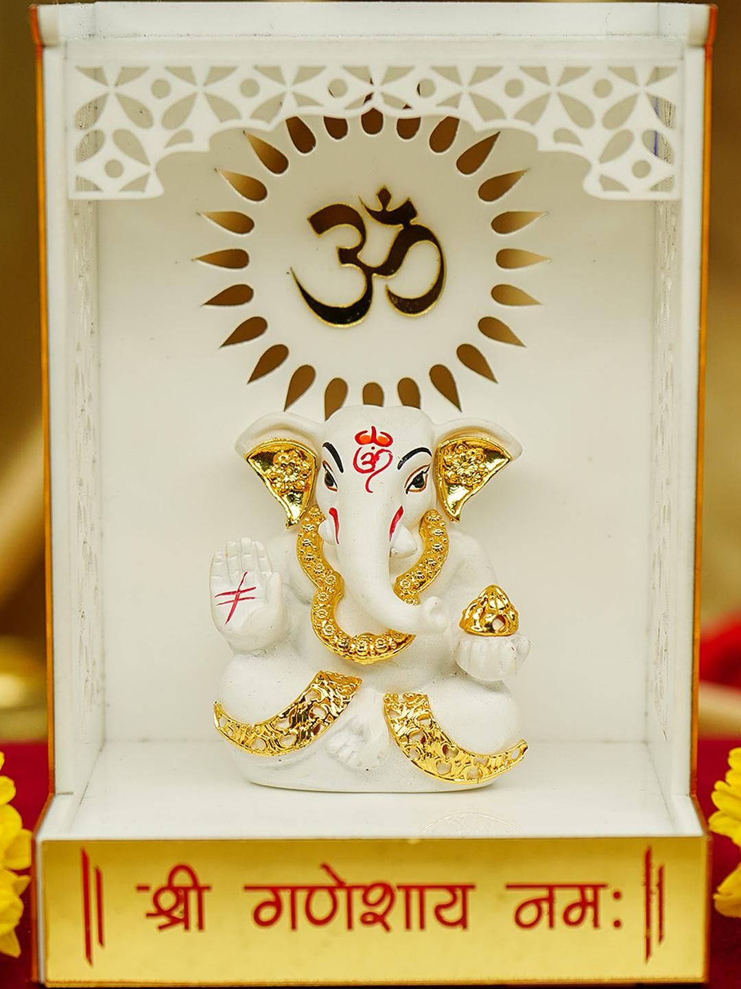 Ekhasa Ganesha Idol with Mandir-image-15