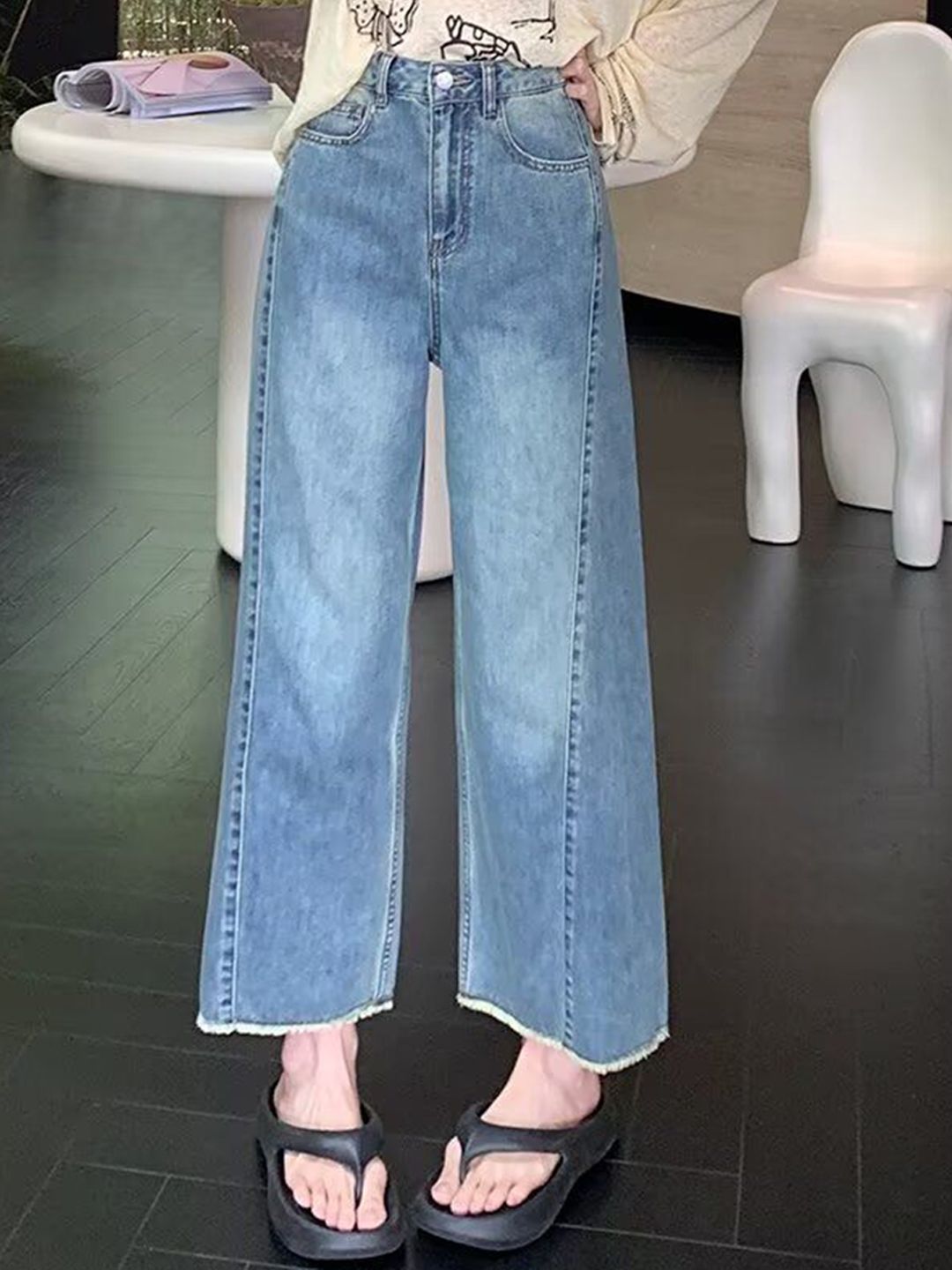 StyleCast Women Wide Leg High-Rise Light Fade Jeans-picture-11