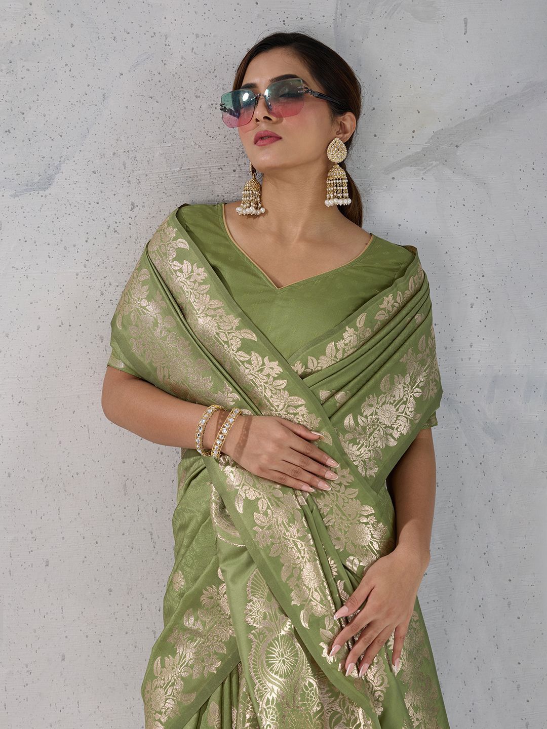 PBS PRINTS Floral Woven Design Zari Banarasi Saree With Blouse Piece-picture-26