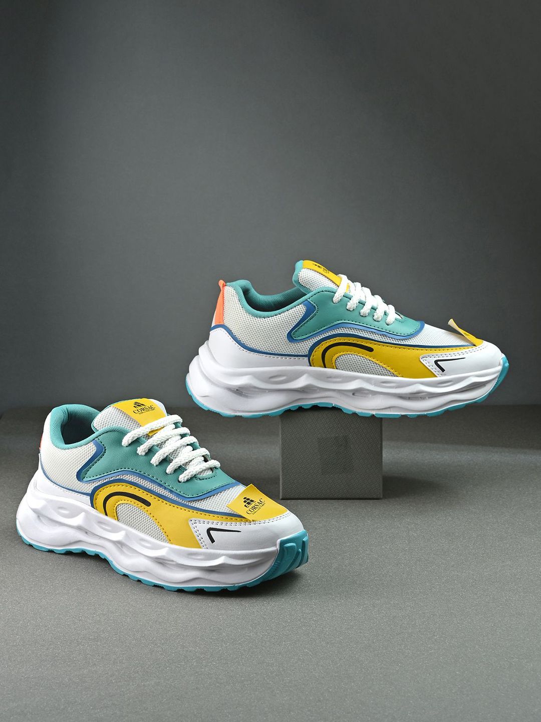 Corsac Men Colourblocked Sneakers-picture-18