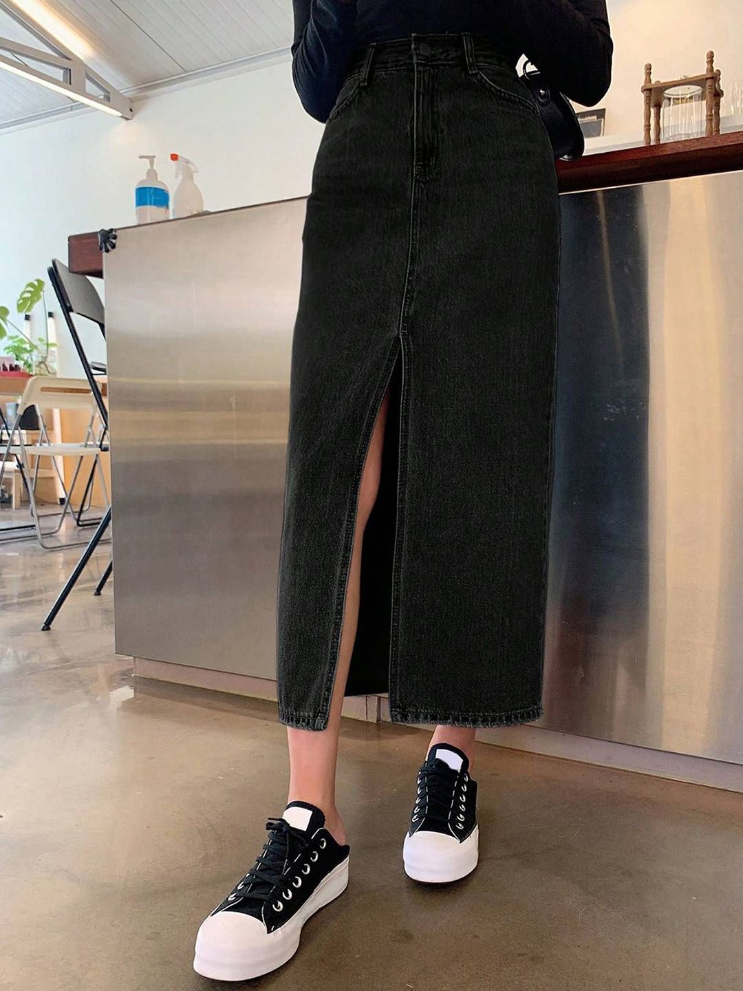 Stylecast X Kotty Women Straight Midi Skirt