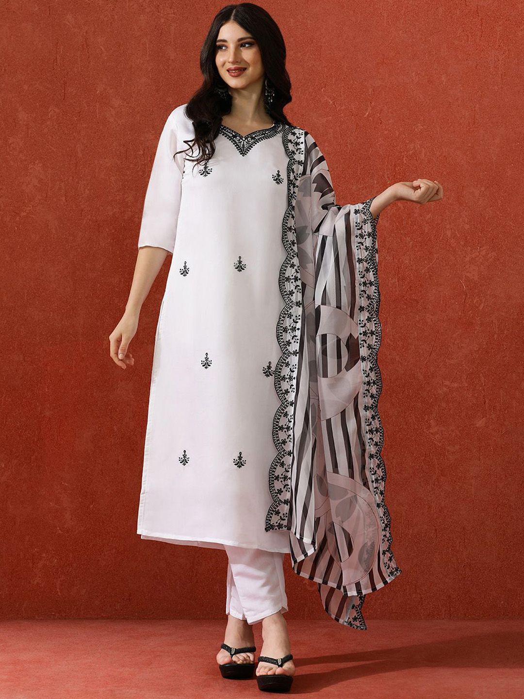 QSH Embroidered A-Line Solid Festive Kurta & Trousers With Dupatta