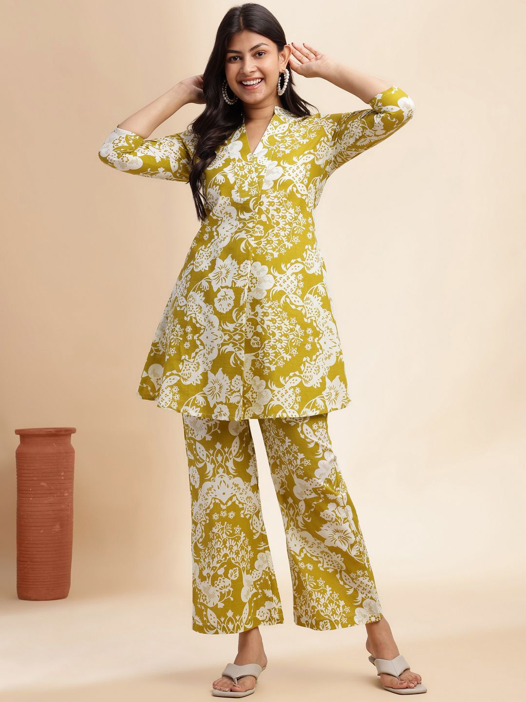 Vbuyz Floral Printed Mandarin Collar Neck Pure Cotton Tunic With Palazzos-picture-25