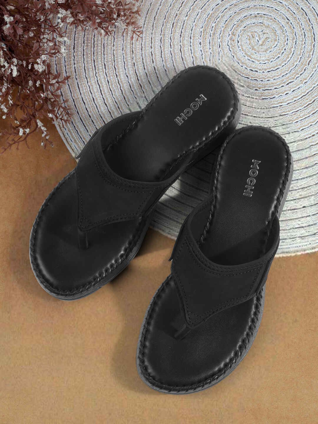 Mochi Women Open Toe Flats-picture-31