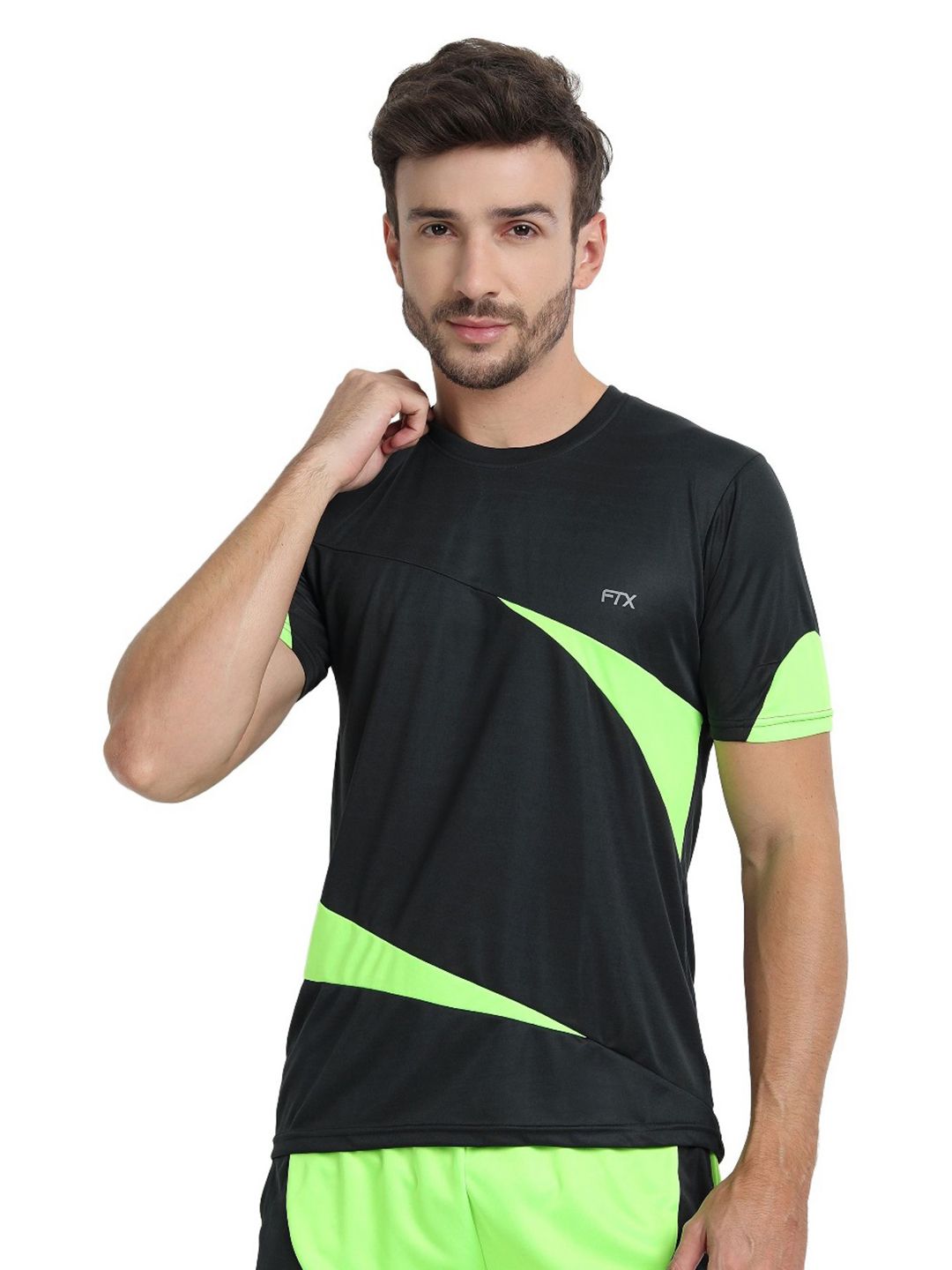 FTX Men Colourblocked Pockets T-shirt-image-16