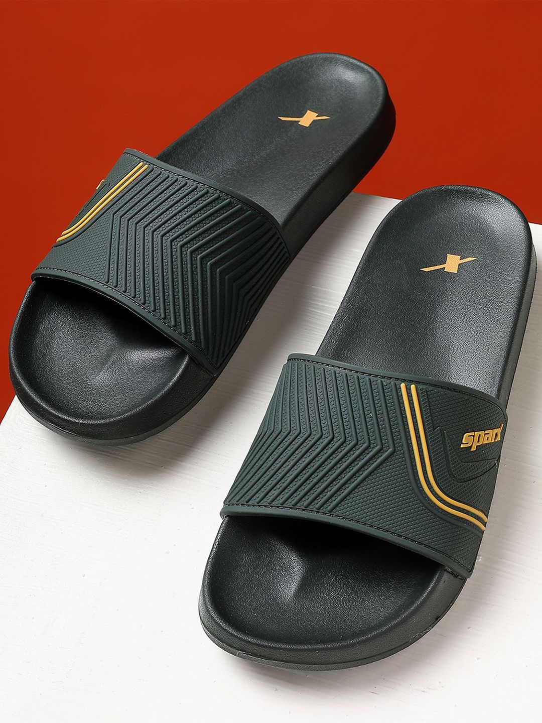 Sparx Men Slip-On-picture-19