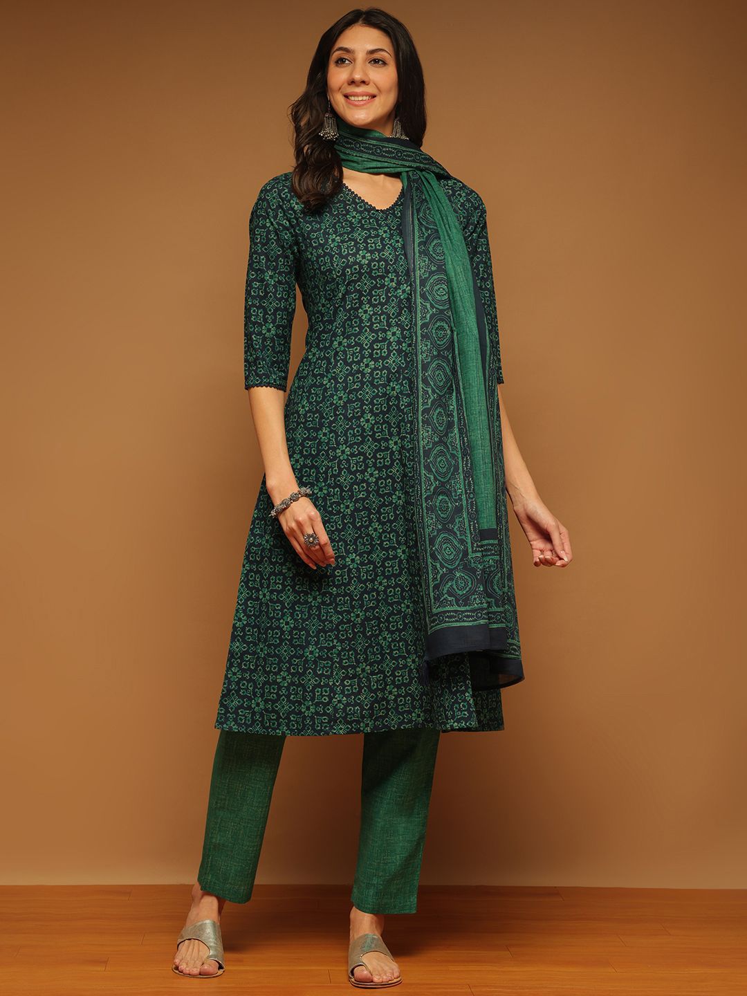 Anouk Floral Printed V-Neck Pure Cotton Kurta With Trousers & Dupatta