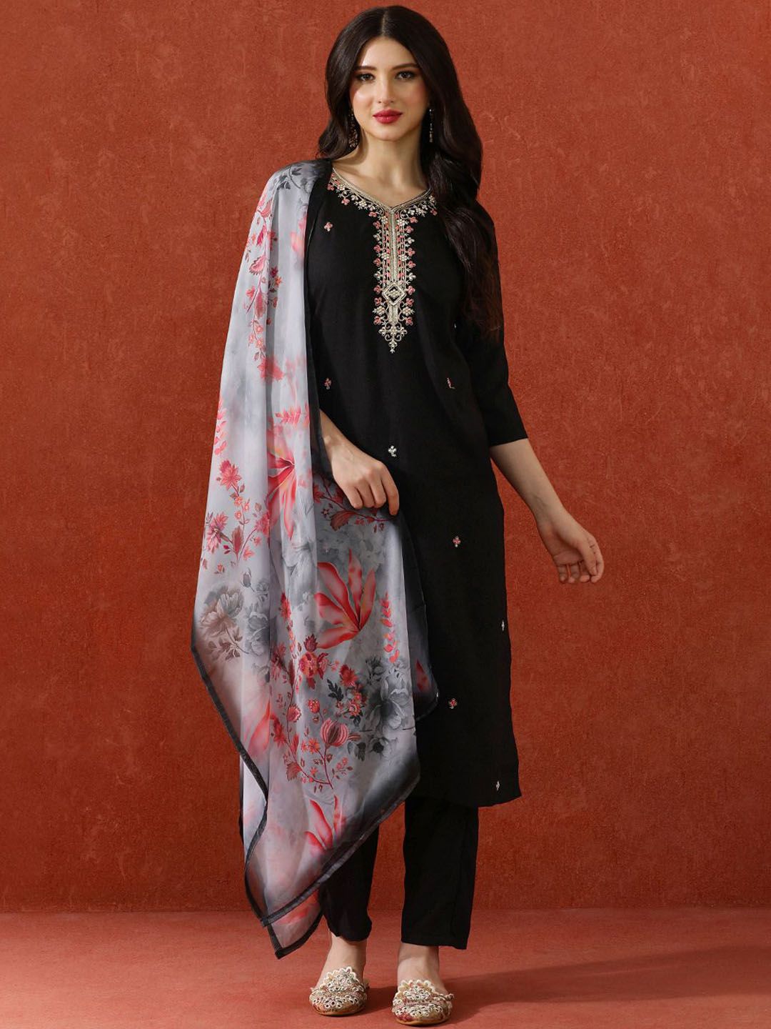 QSH Embroidered A-Line Solid Festive Kurta & Trousers With Dupatta