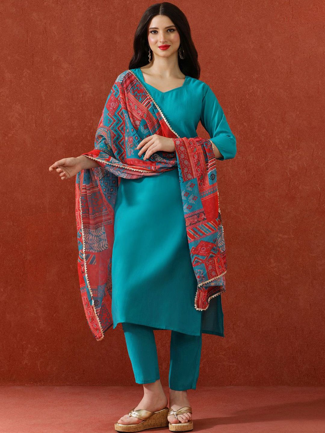 QSH Festive Solid A-Line Kurta & Trousers With Dupatta