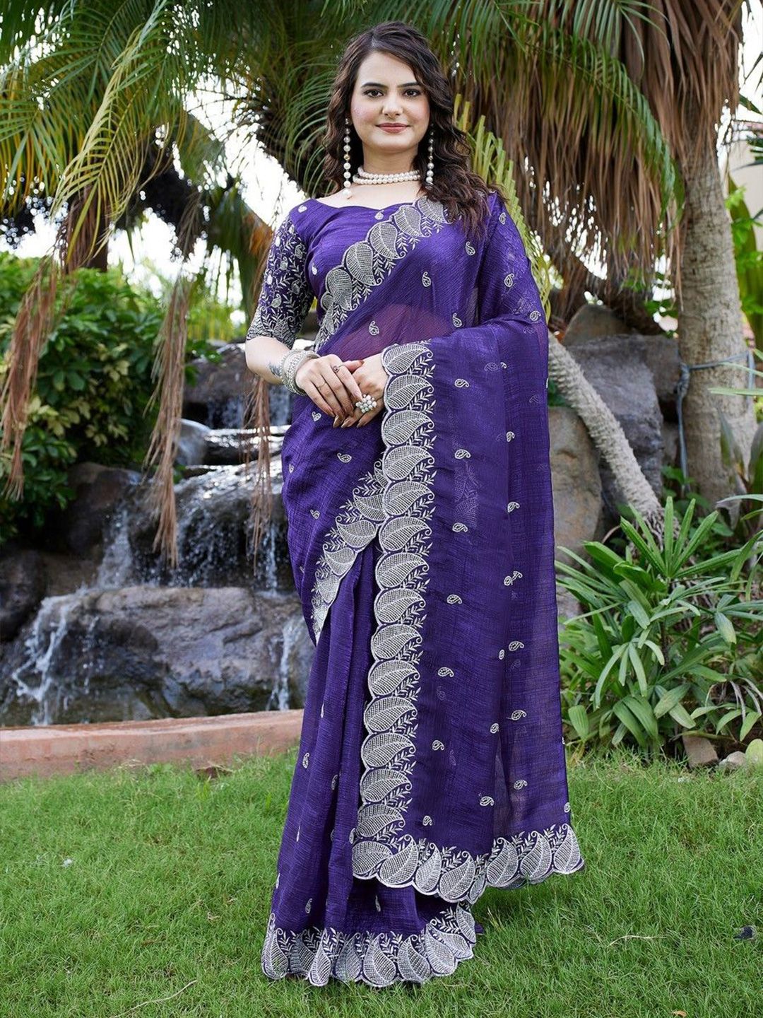 K 5 Fashion Paisley Embroidered Pure Chiffon Saree with Blouse Piece-picture-29