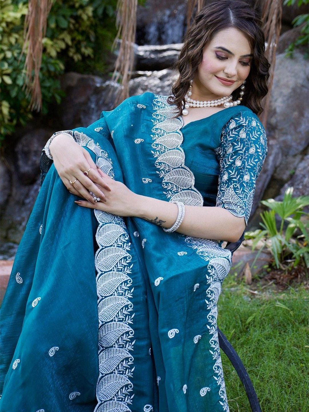 K 5 Fashion Embellished Beads And Stones Pure Chiffon Saree-picture-33