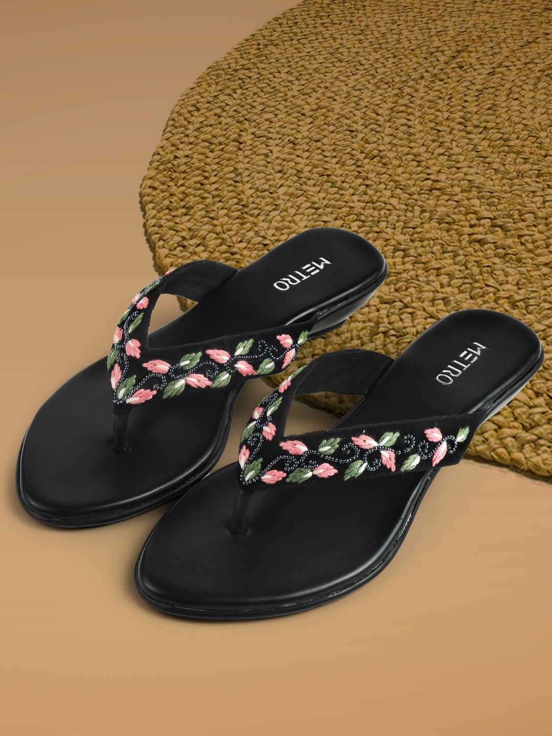 Metro Kitten Sandals with Tassels-picture-27