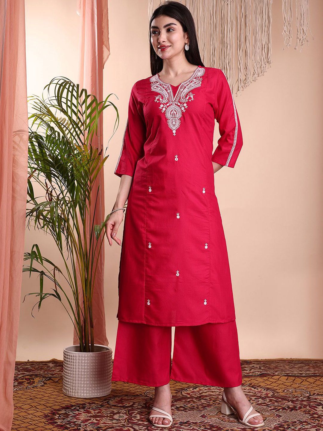 Milastru Women Ethnic Motifs Embroidered Kurta with Palazzo