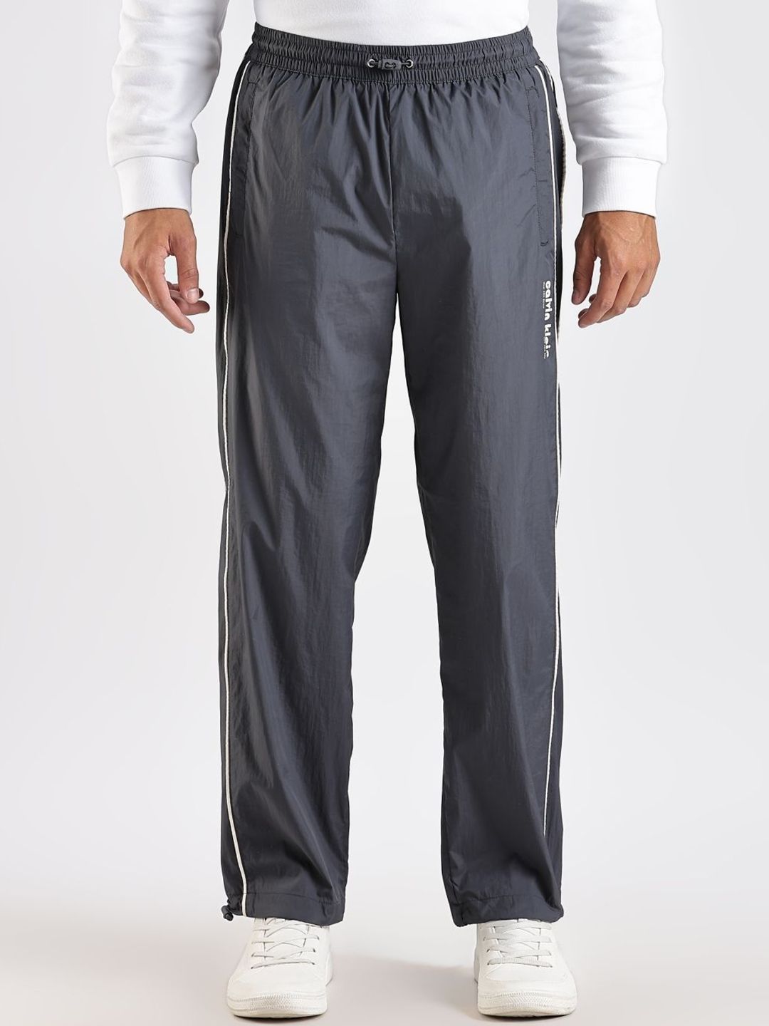 Calvin Klein Jeans Men Relaxed Fit Mid-Rise Track Pnat-picture-22