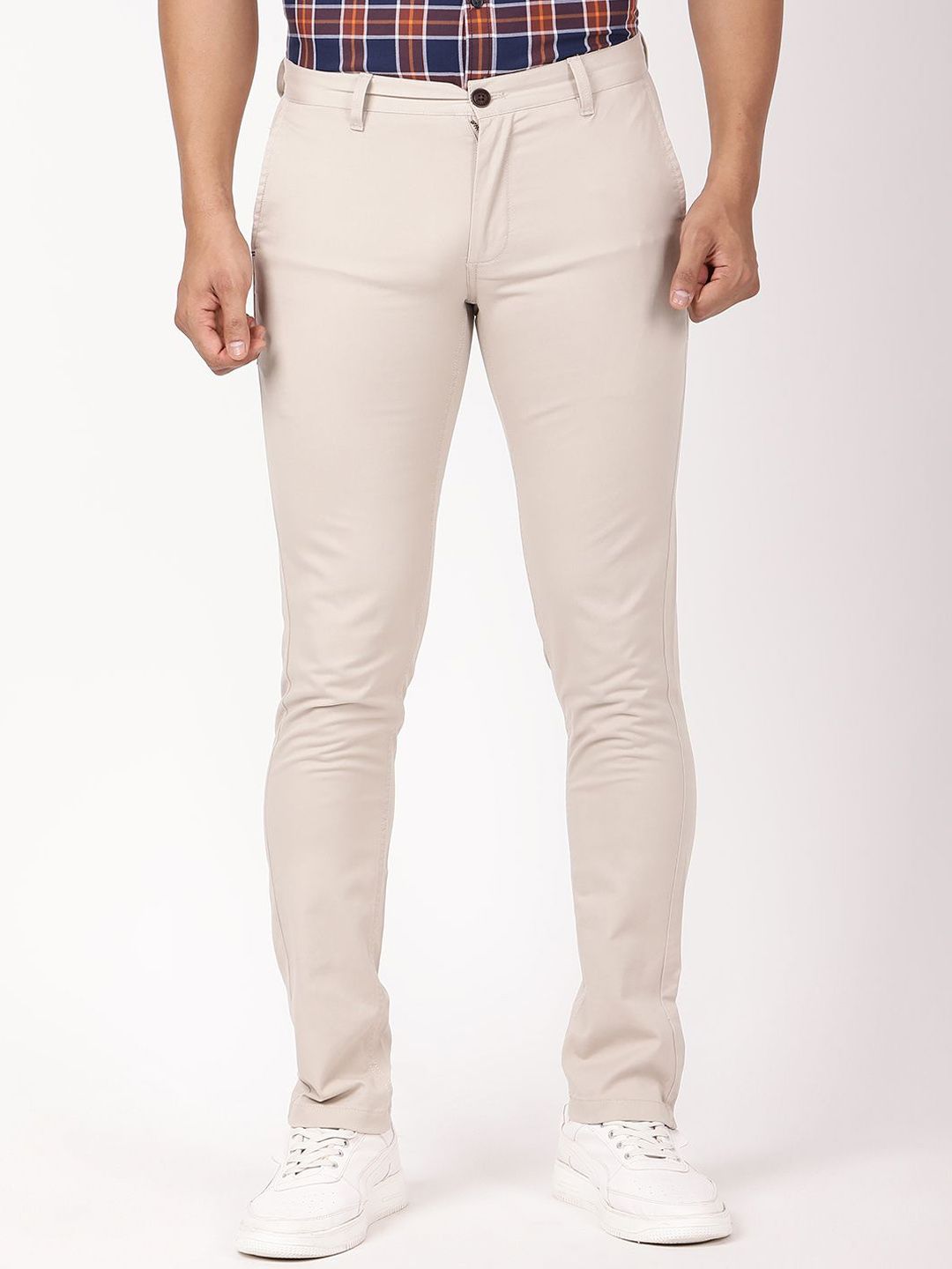 Indian Terrain Men Solid Slim Fit Mid-Rise Regular Trousers-picture-30