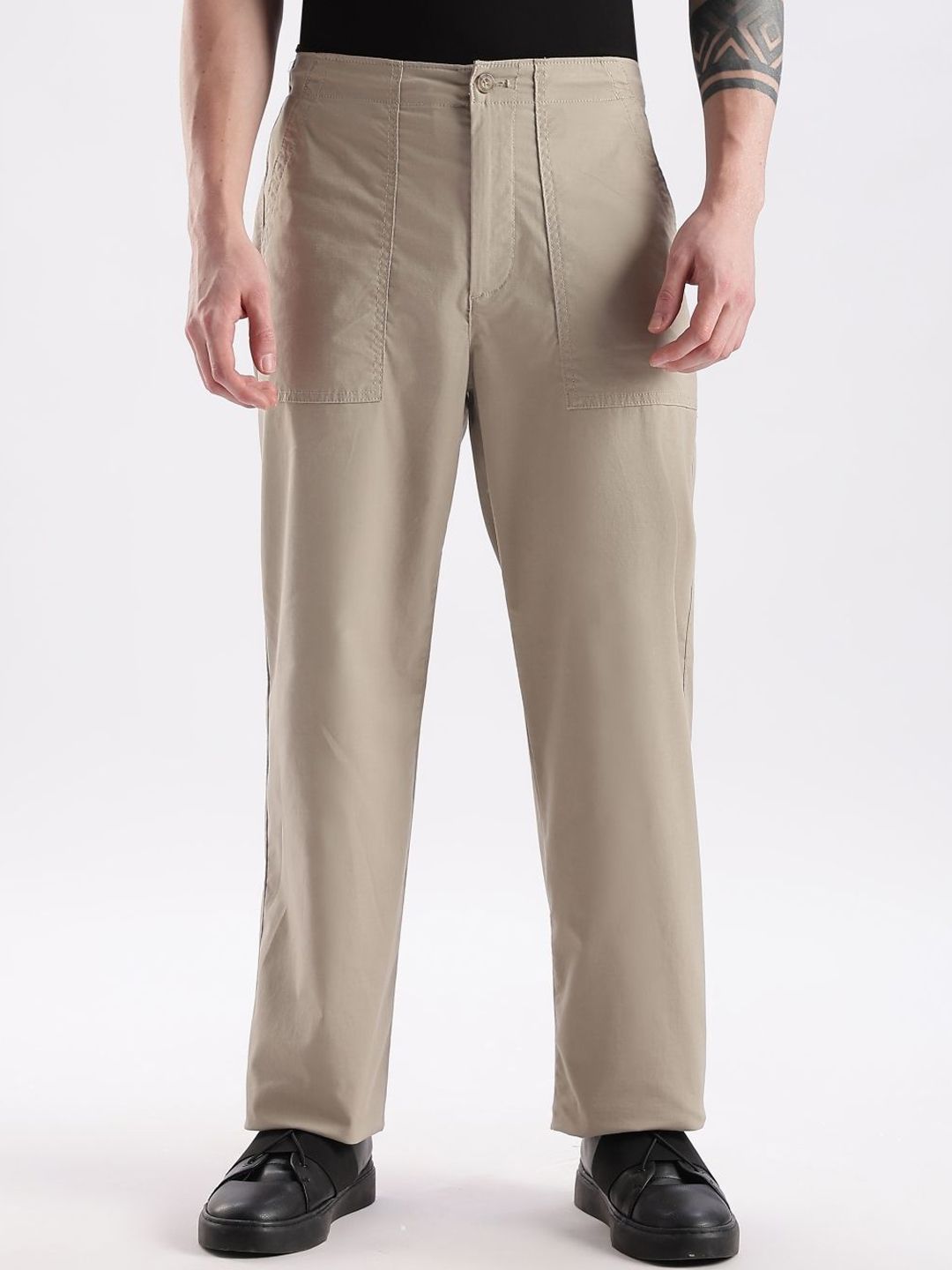 Calvin Klein Jeans Men Relaxed Fit Mid Rise Trousers-picture-32