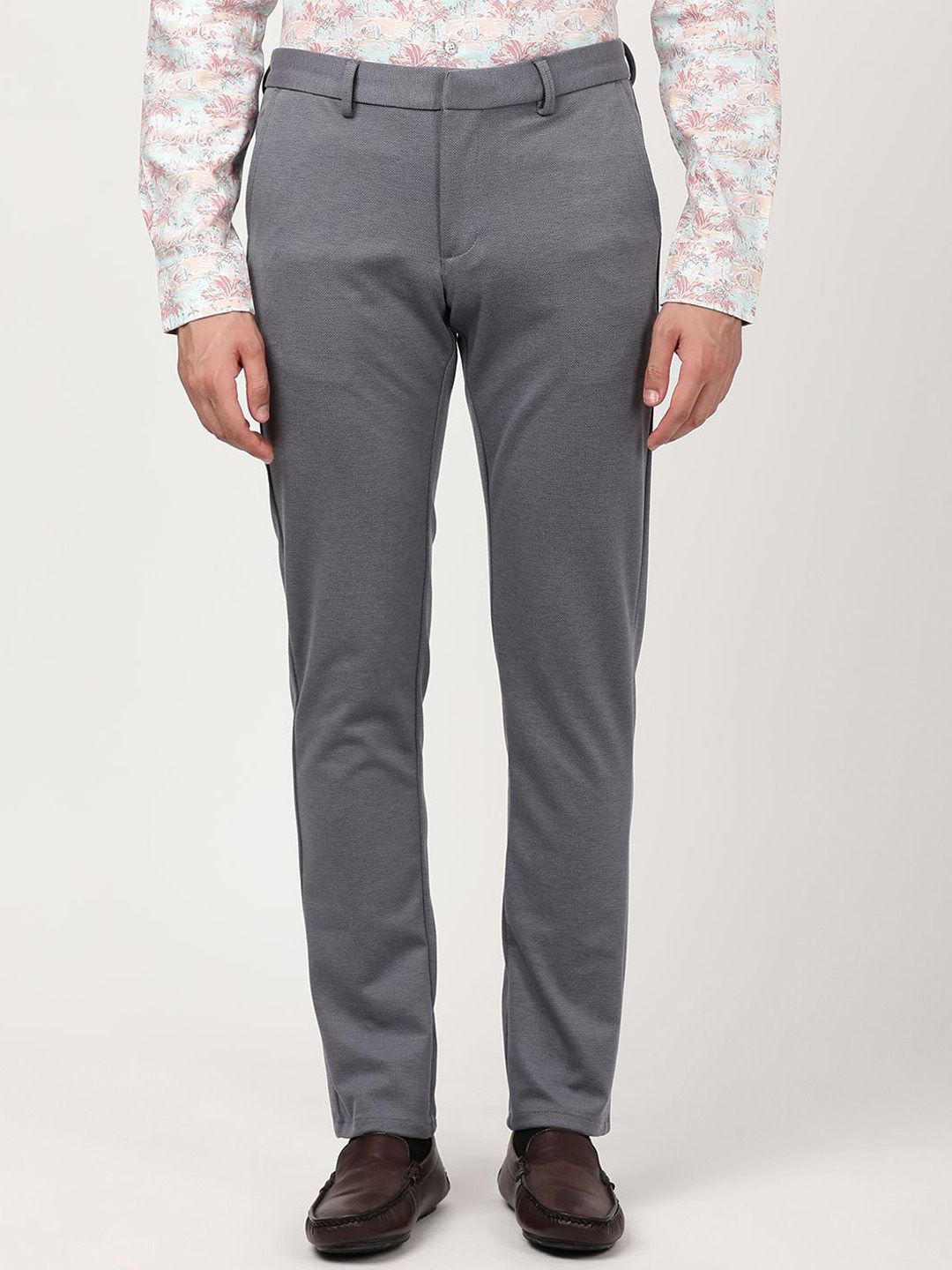 Indian Terrain Men Solid Brooklyn Slim Fit Mid-Rise Flat-Front Regular Trousers-picture-32