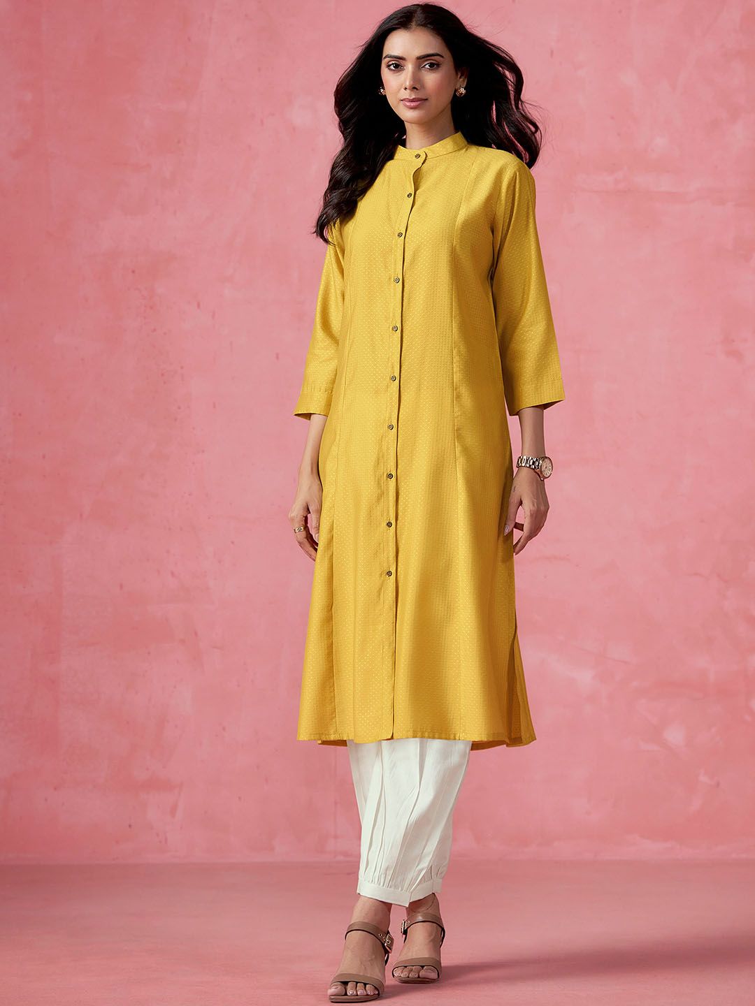 Sangria Women Mandarin Collar Calf Length Straight Kurta & Trousers