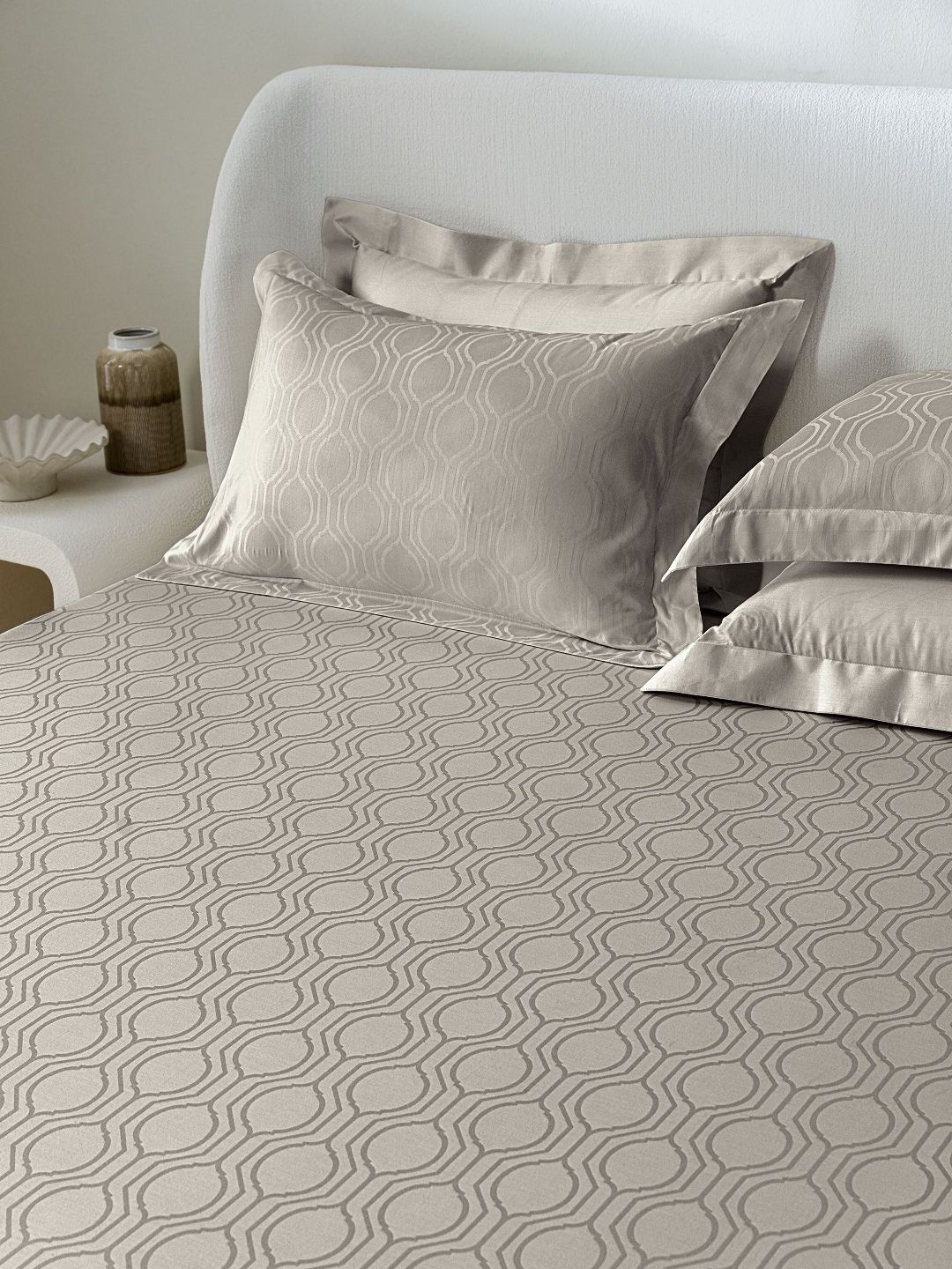 SANSAAR A DDECOR BRAND LIVE CONSCIOUSLY Grey Printed Cotton 3 Piece Bedding Set-image-34