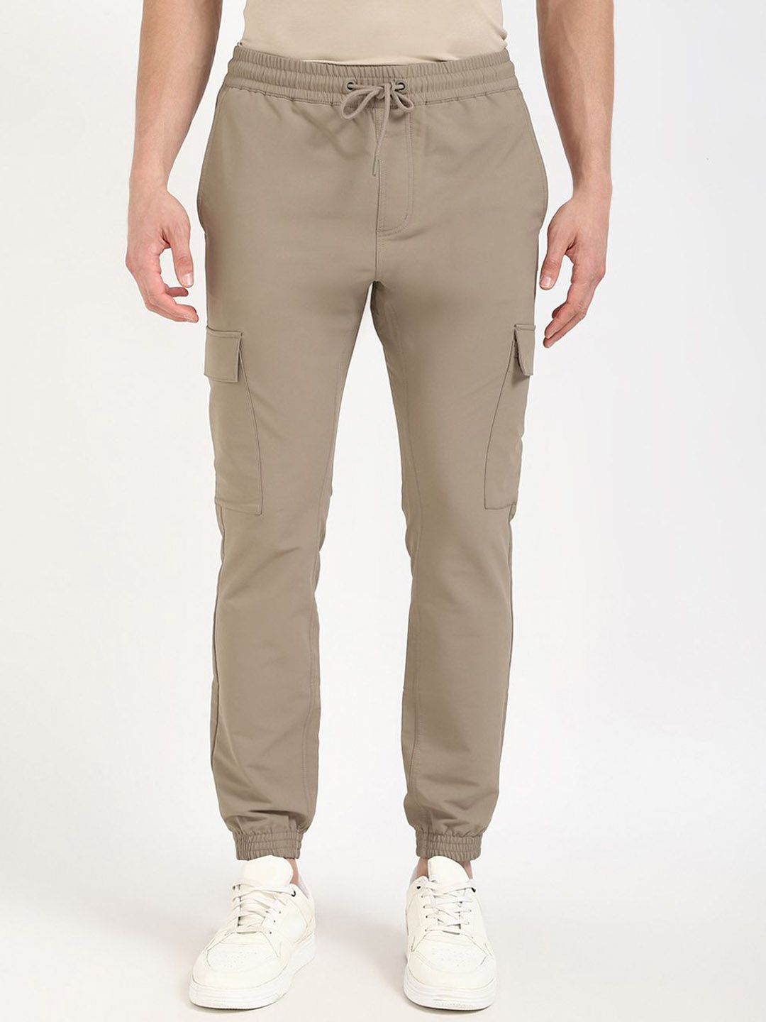 Calvin Klein Jeans Men Solid Skinny Fit Joggers Trousers