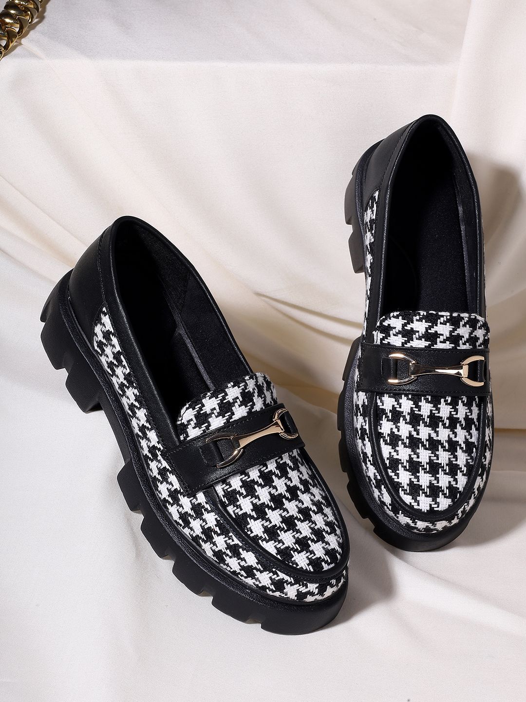 TRASE Orla Women Round Toe Lightweight Loafers-image-14