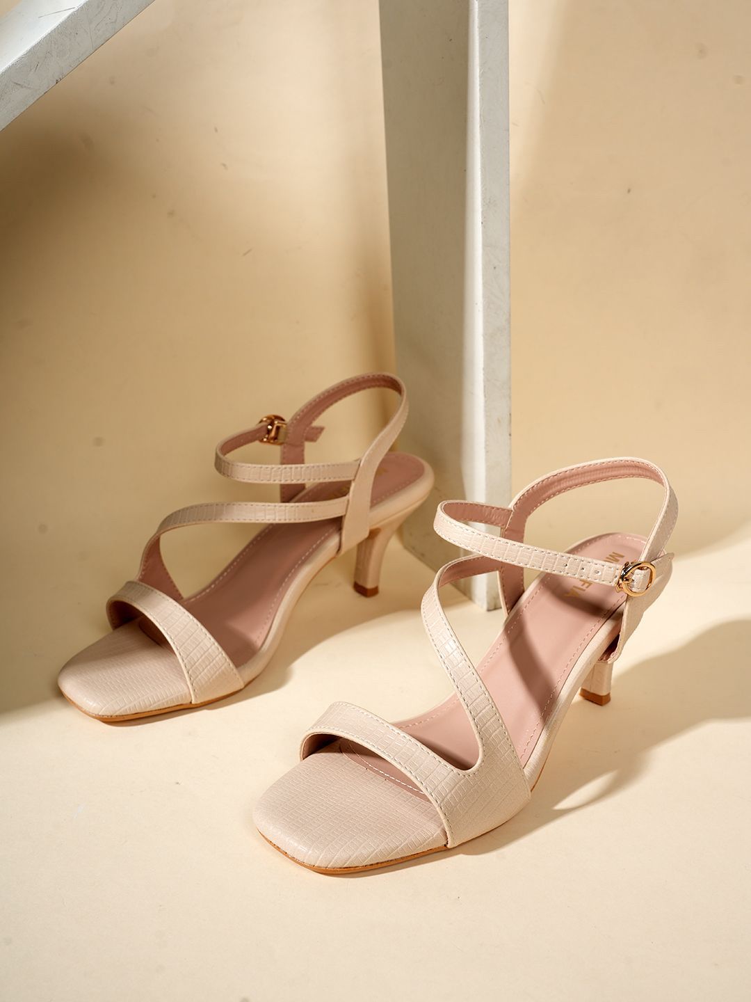 MOZAFIA Block Sandals with Buckles-picture-11