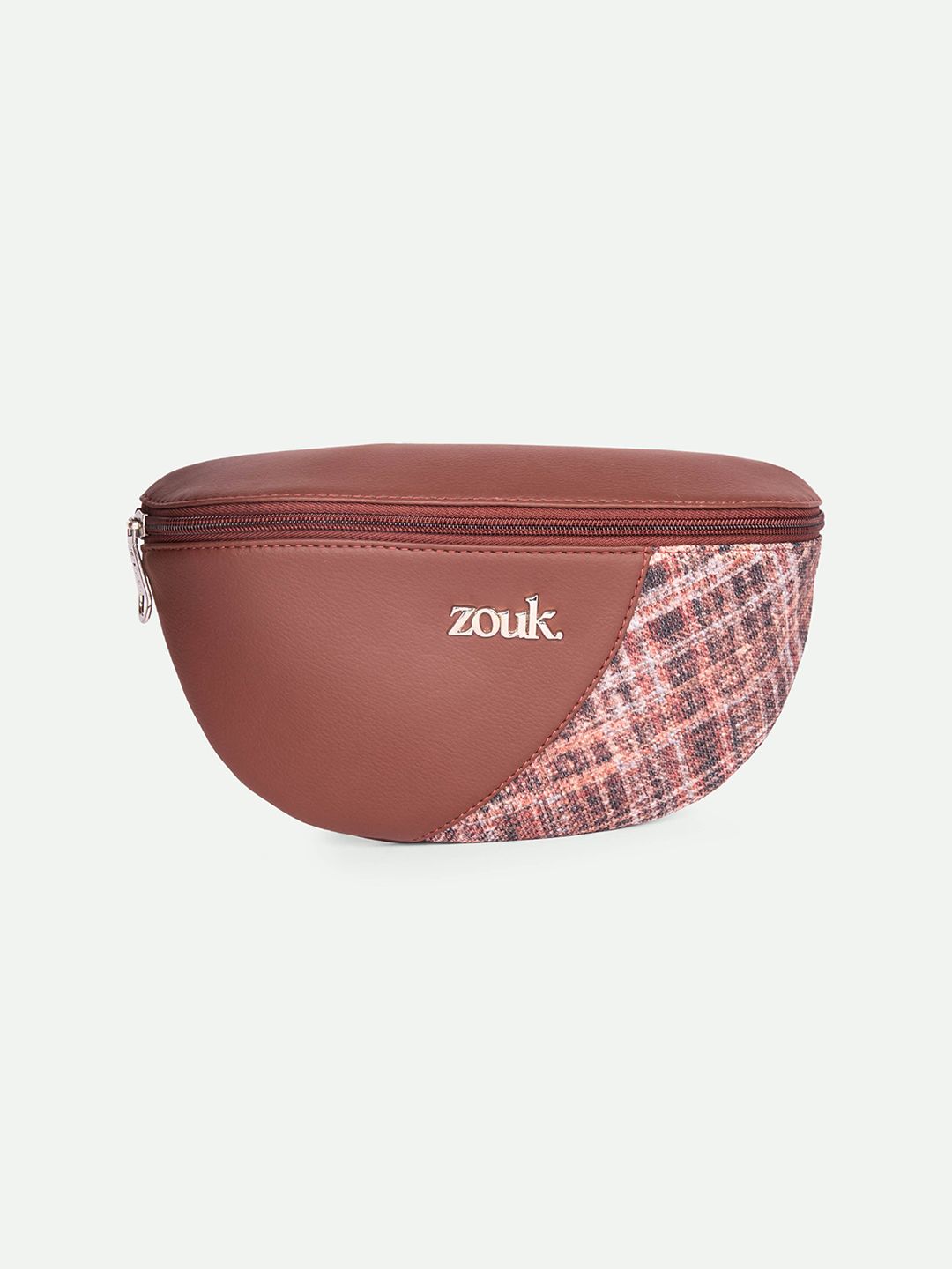 alt by zouk ZOUK Freya Cashmere Noir Textured Water Resistant Vegan Leather Waist Pouch-picture-30
