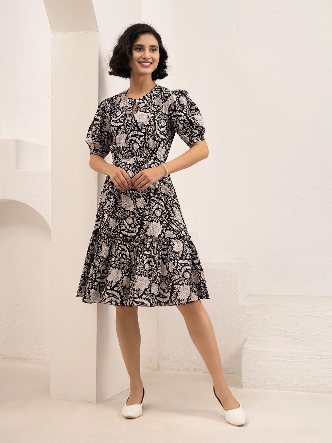 DressBerry Women Floral Print Keyhole Neck Fit & Flare Dress-picture-14