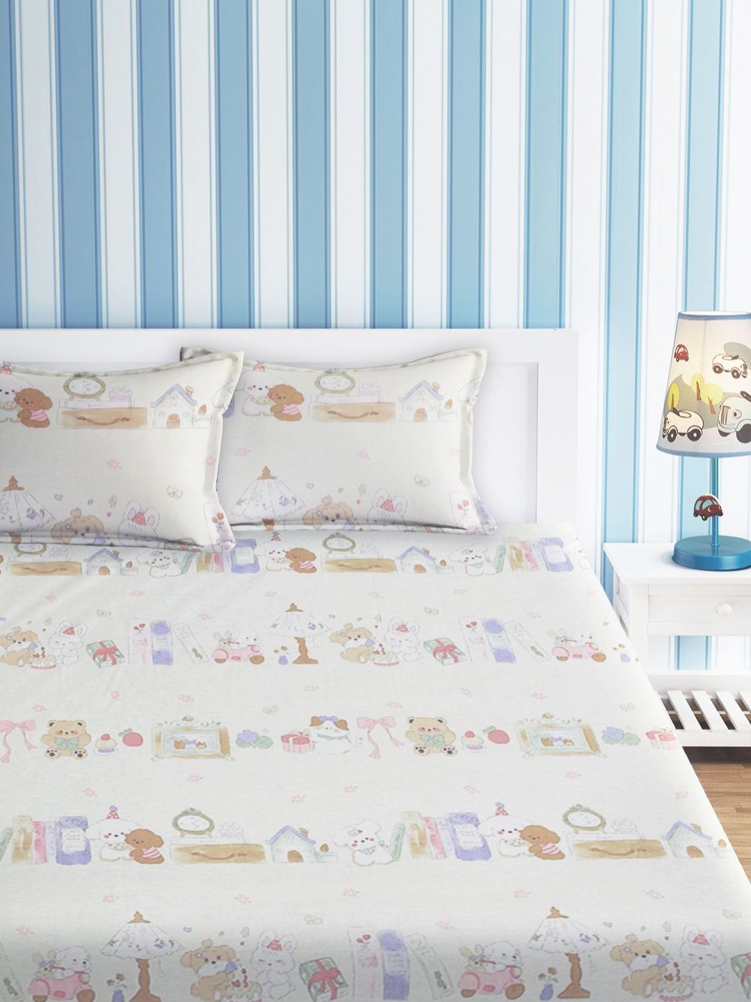 URBAN DREAM White & Brown Graphic 210 TC Queen Bedsheet with 2 Pillow Covers-picture-39