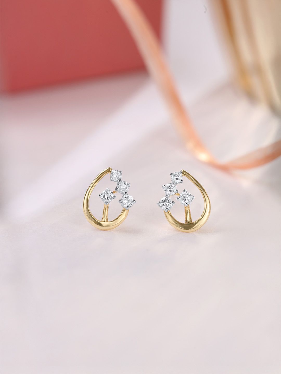 Mia by Tanishq 14 KT Gold Gleaming Teardrop Diamond Earrings - 1.269 g-picture-22