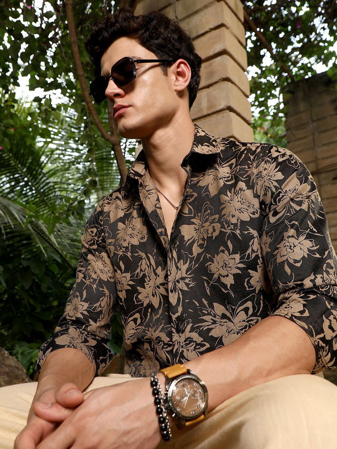 Campus Sutra Men Floral Printed Casual Shirt-image-5
