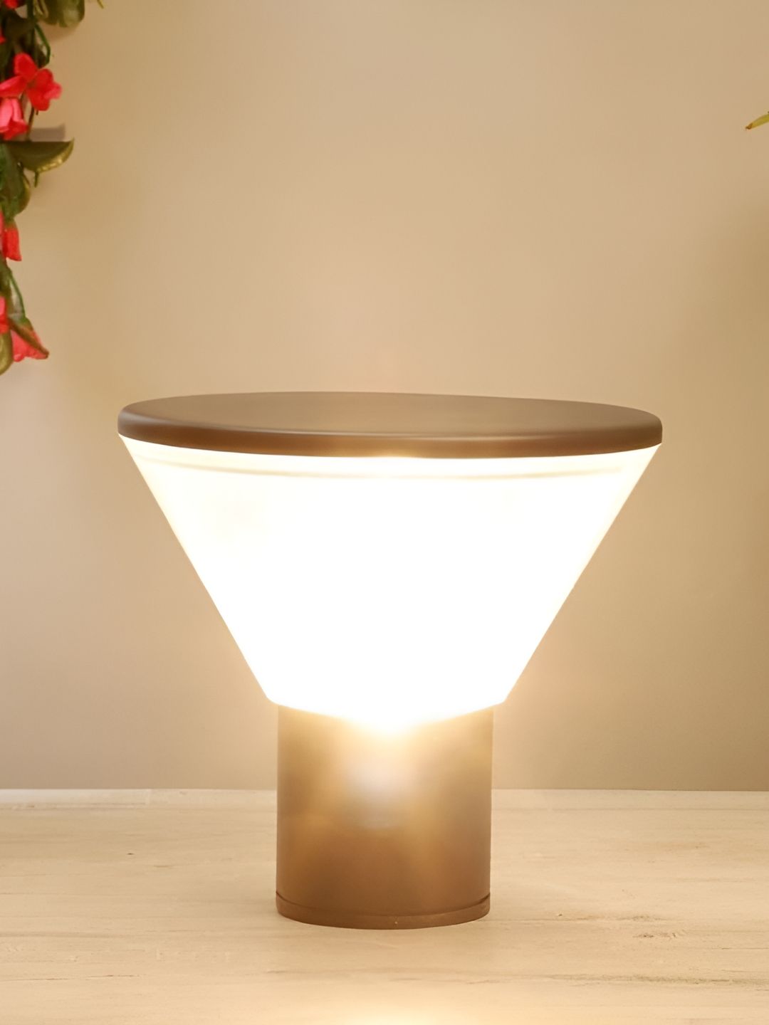 KINIS Black Frustum Shaped Gate & Garden Light Outdoor Lamp