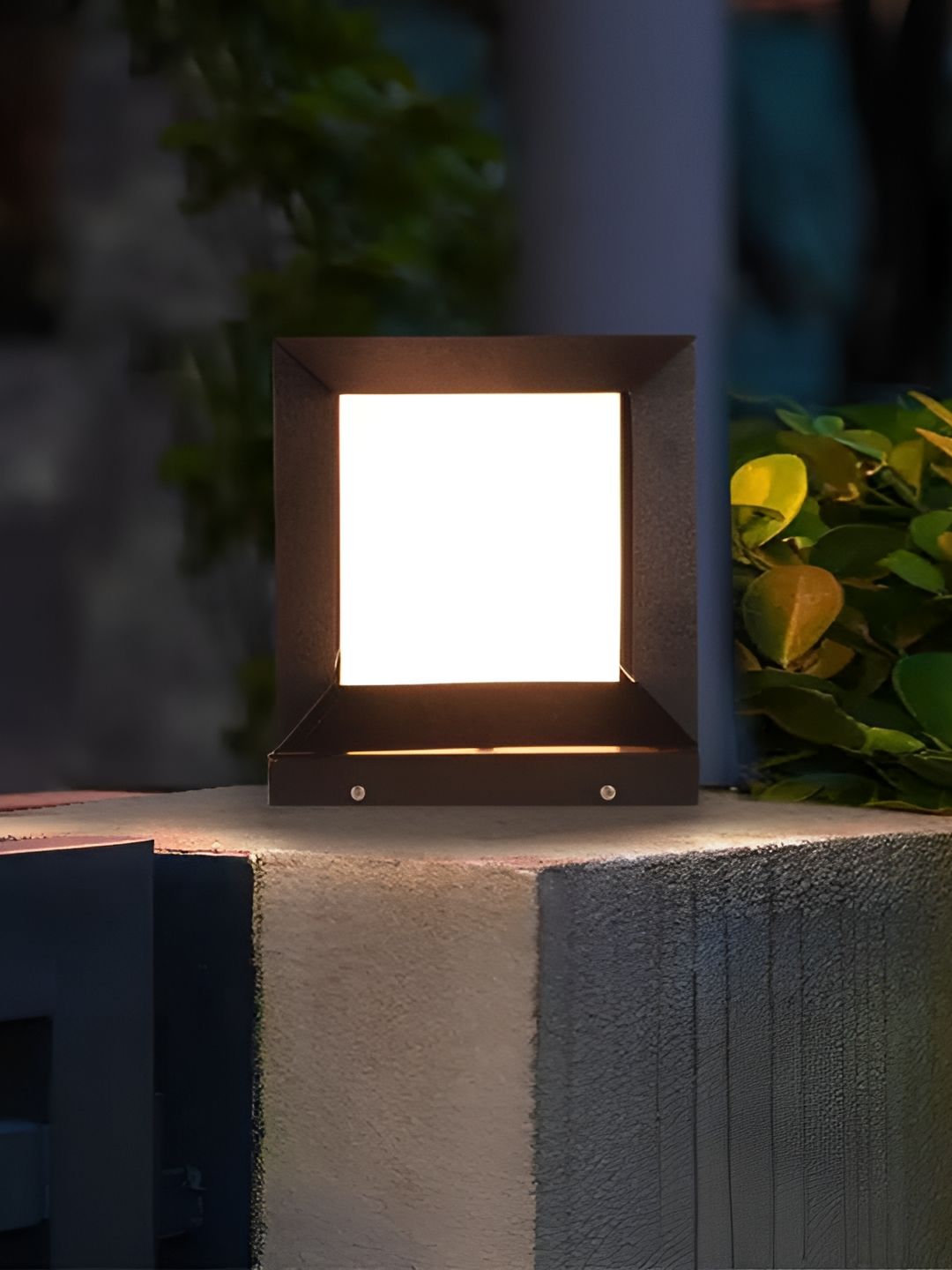 KINIS White & Black Modern Shaped Weatherproof & Rust-Resistant Outdoor Pole Lamp-picture-16