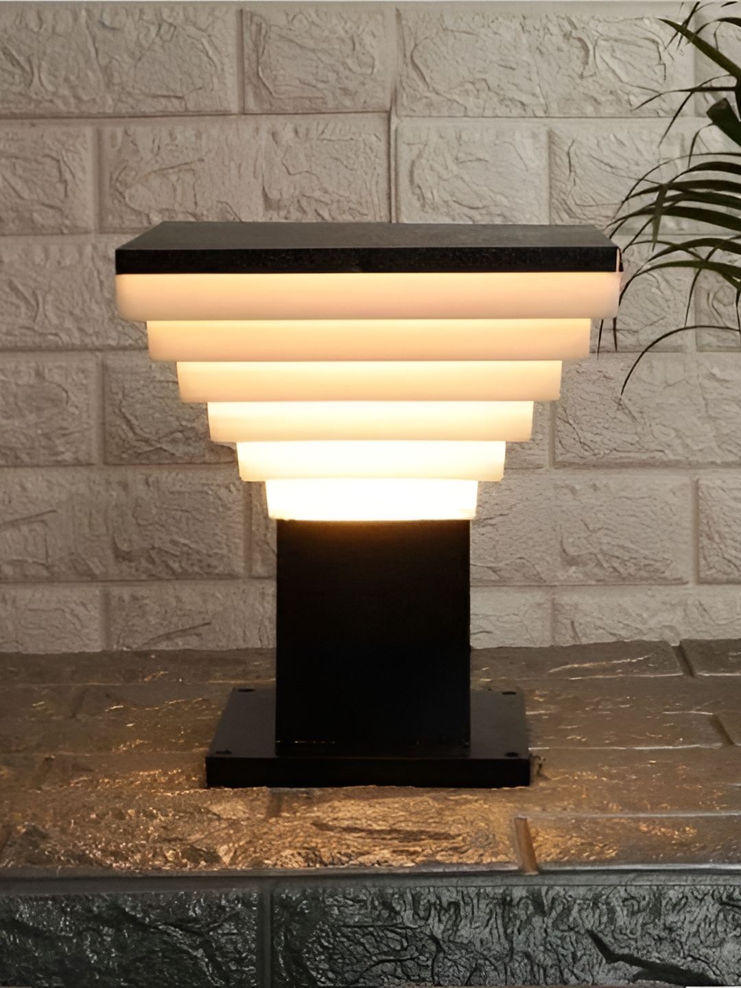 KINIS Black Frustum Rust-Resistant Outdoor Lamp-picture-47