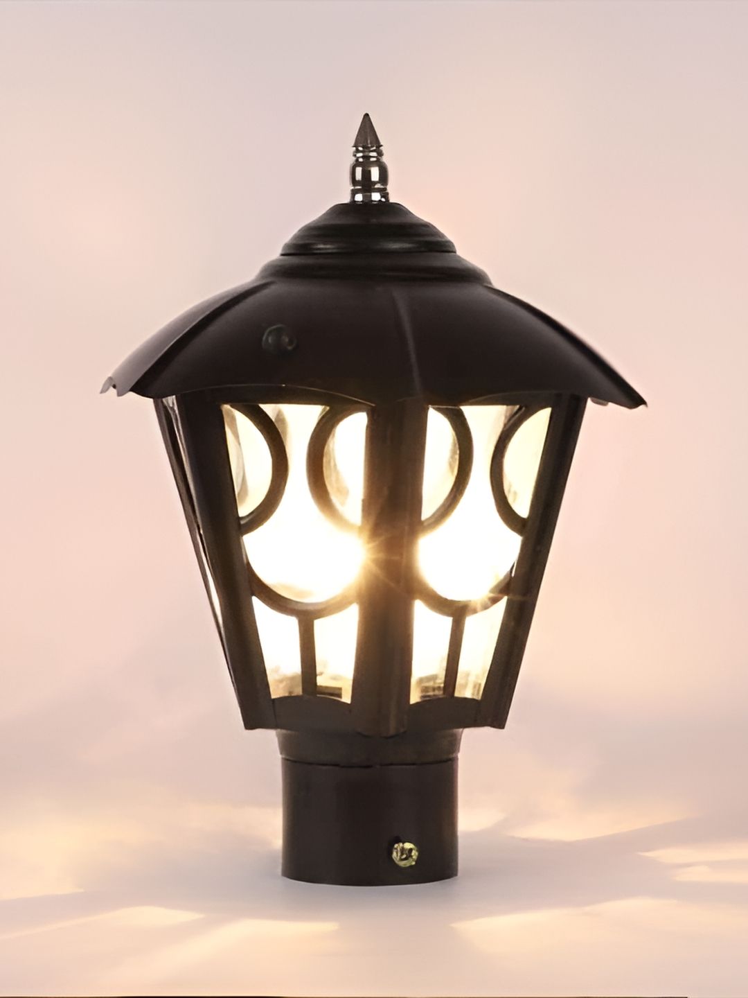KINIS Black & White Frustum Rust-Resistant Outdoor Lamp-picture-18