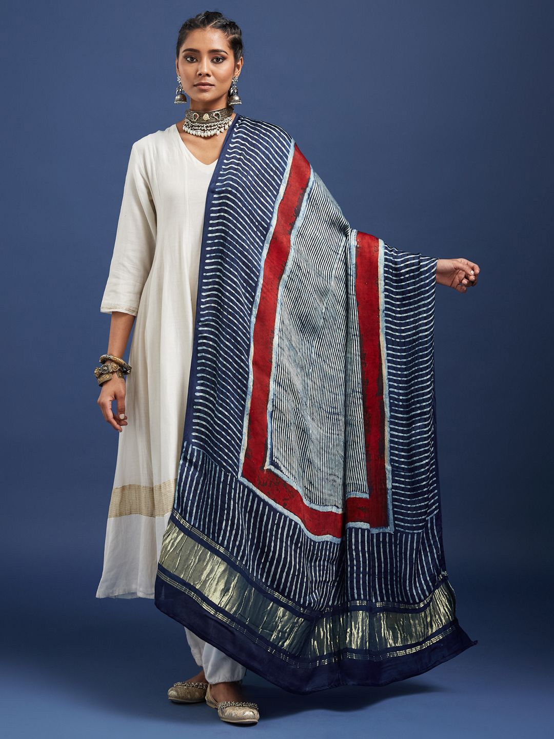 Taavi Striped Ajrakh Dupatta-picture-11