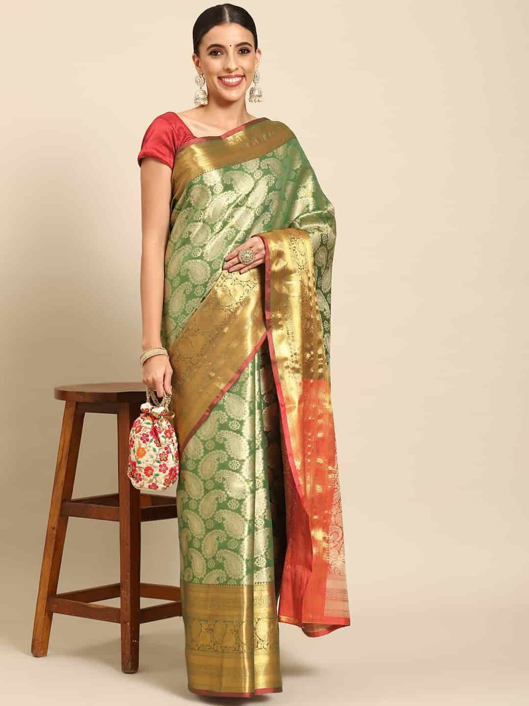 DIVASTRI Paisley Woven Design Zari Brocade Banarasi Saree-picture-19