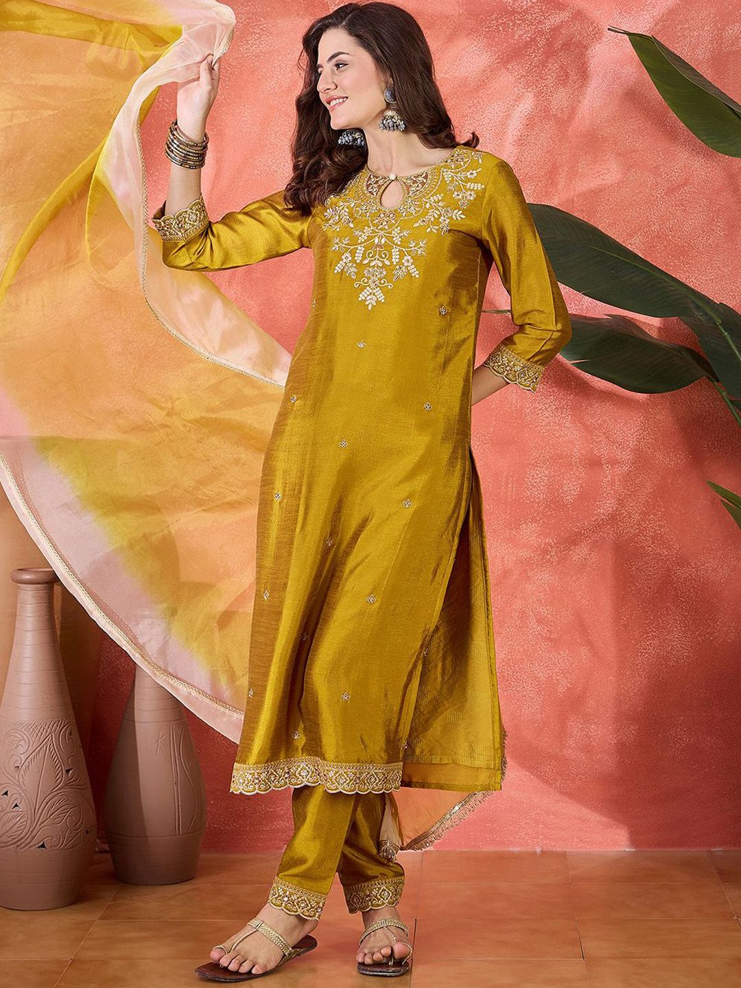 Sangria Floral Yoke Deisgn Keyhole Neck Zari Straight Kurta & Trousers With Dupatta