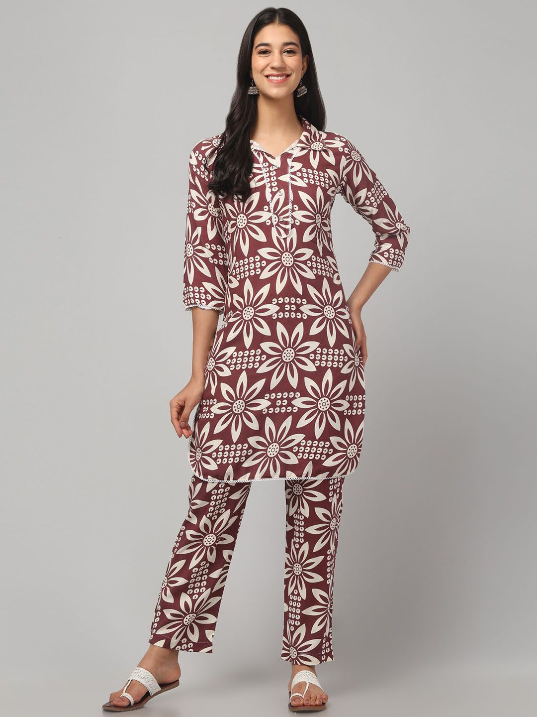 CROWN KING Women Floral Printed Kurti with Trousers