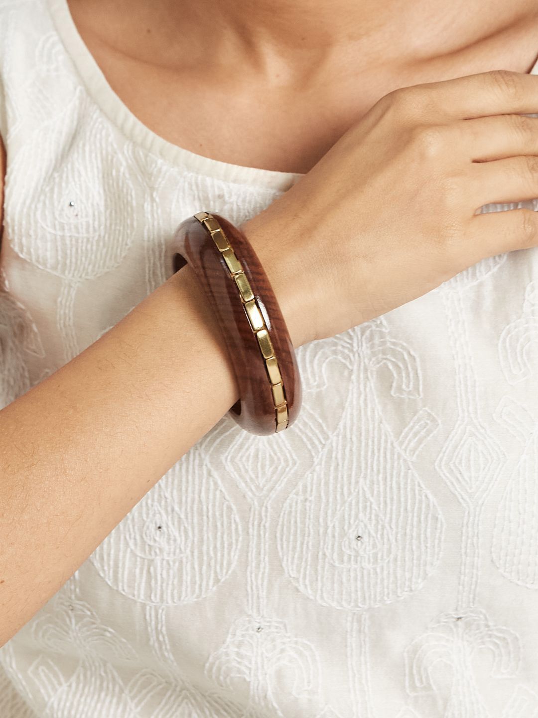 ATIBELLE Set Of 3 Gold-Plated Wooden Bangles